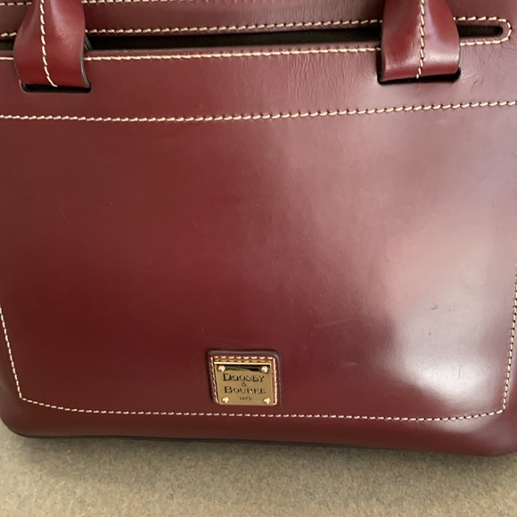 Dooney & Bourke Tote - Picture 3 of 16